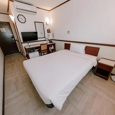 Toyoko Inn Cebu Exterior photo